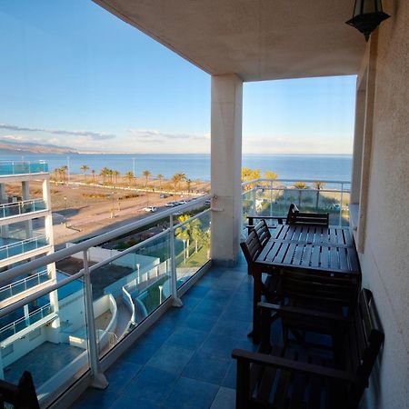 רוקאוטס דה מר Seafront Penthouse Almeria מראה חיצוני תמונה