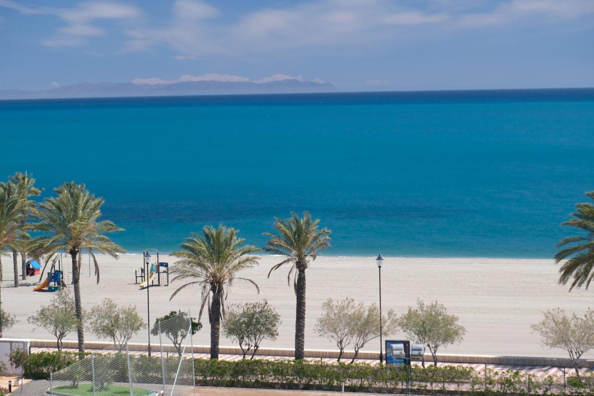 רוקאוטס דה מר Seafront Penthouse Almeria מראה חיצוני תמונה