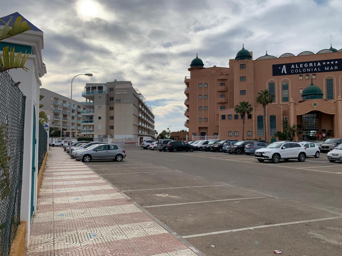 רוקאוטס דה מר Seafront Penthouse Almeria מראה חיצוני תמונה