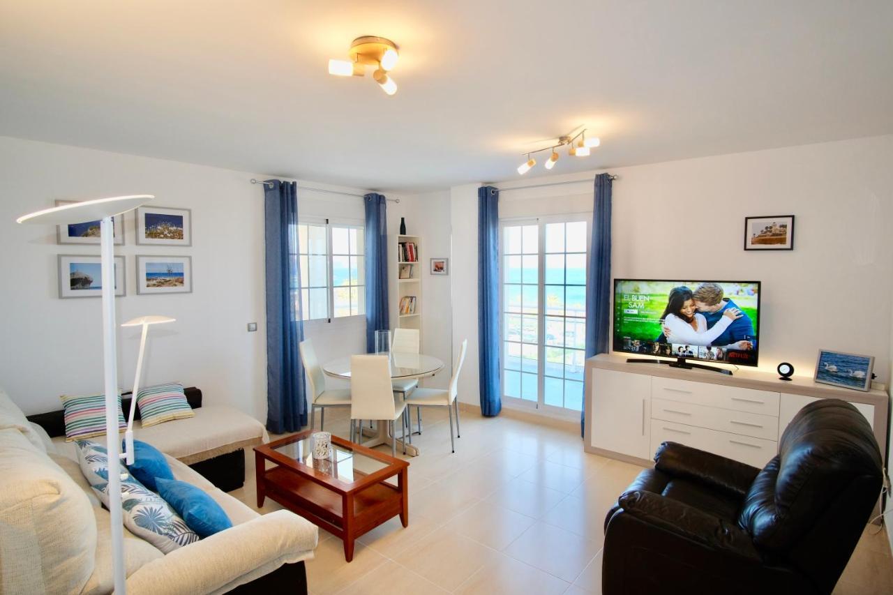 רוקאוטס דה מר Seafront Penthouse Almeria מראה חיצוני תמונה